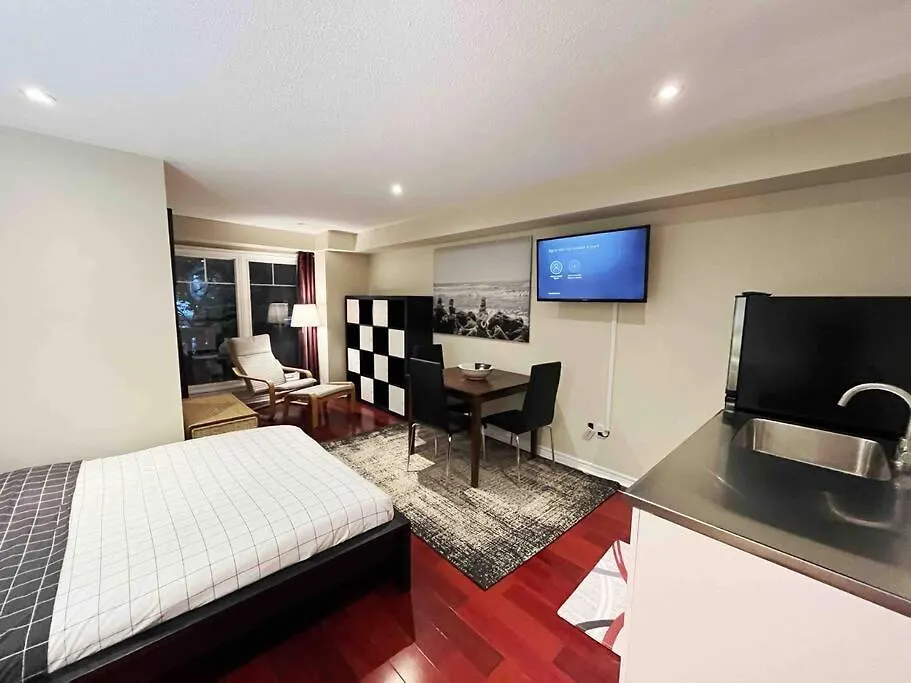 Apartment Beach Studio With Private Detached Bathroom Toronto